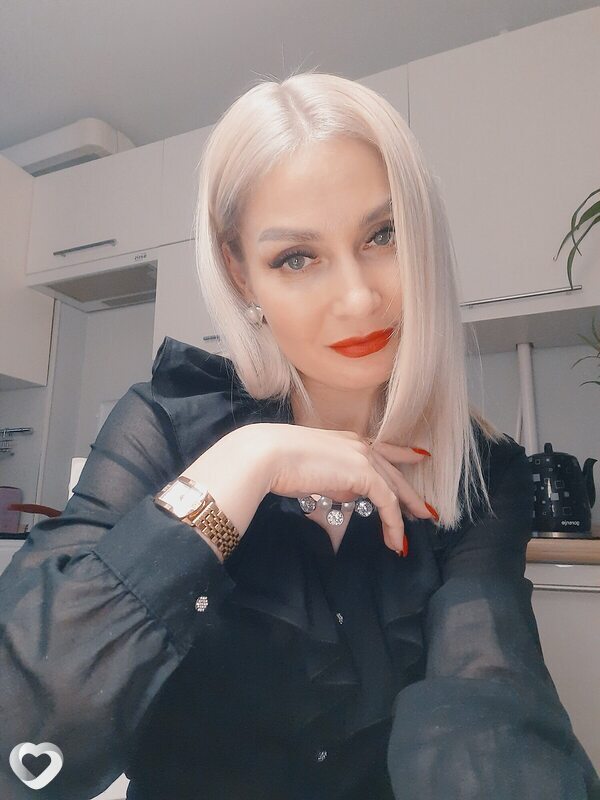 Надя