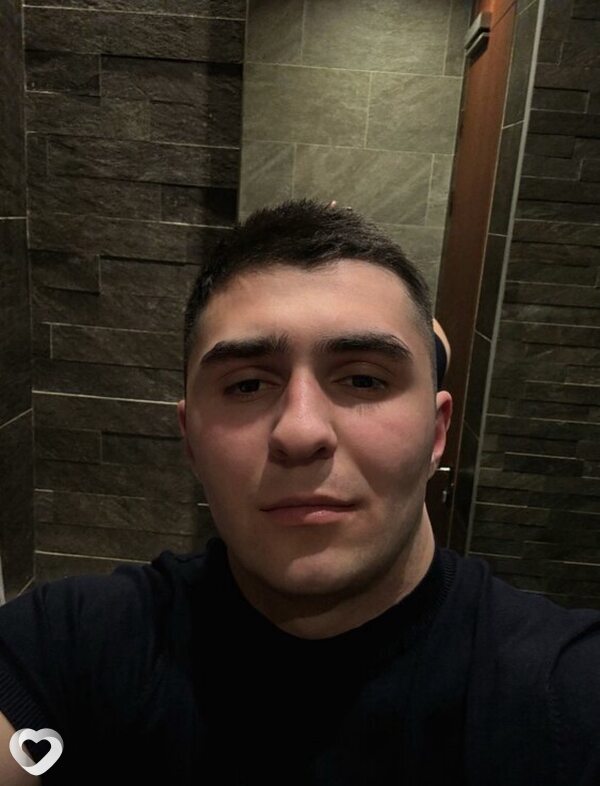 Виктор