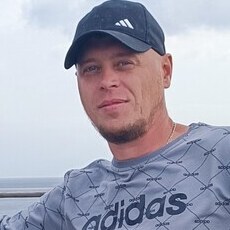 Назар