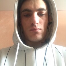 Валя