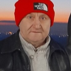 Женя