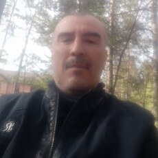 Артём
