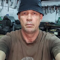 Геннадий
