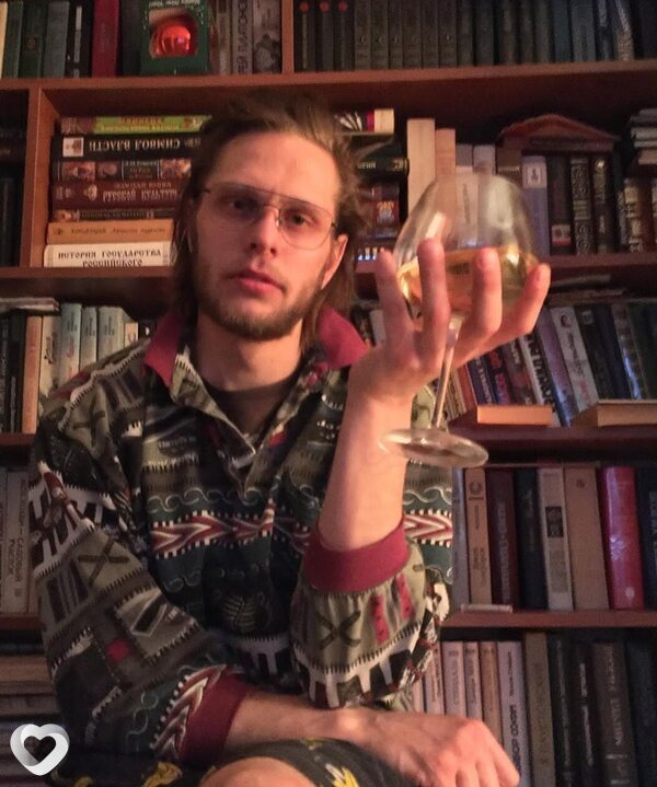 Толя