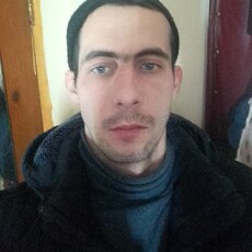 Артём