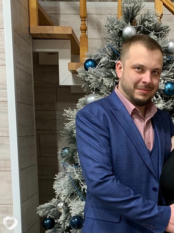 Толя
