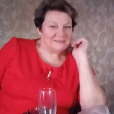 Полина