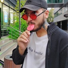 Денис