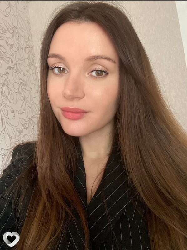 Аня