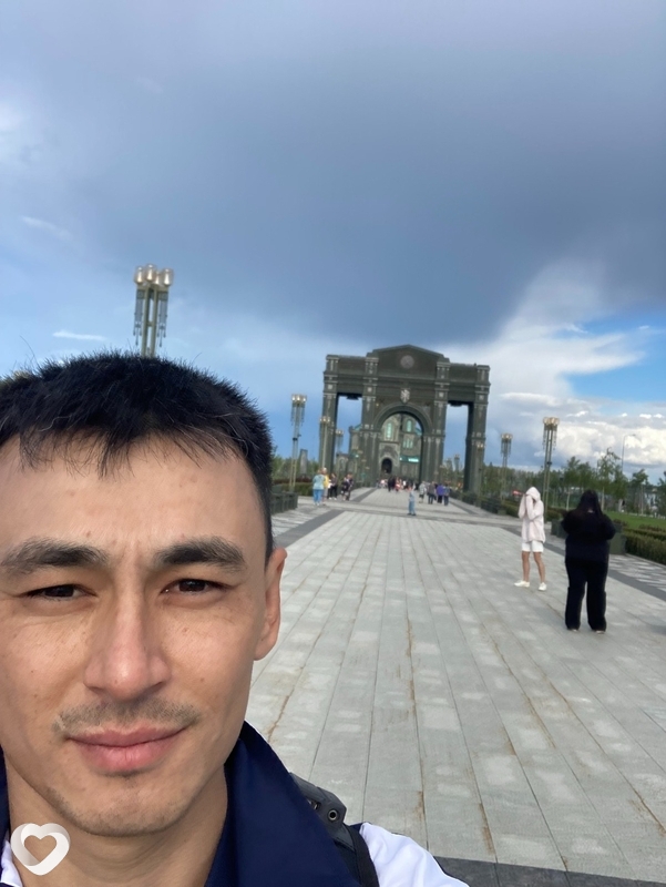 Геннадий