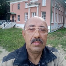 Лаврик