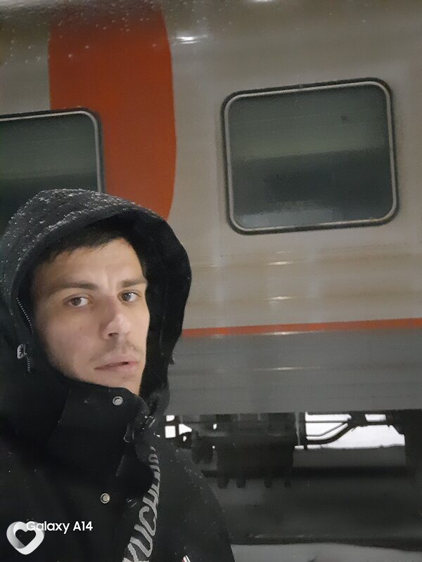 Толя