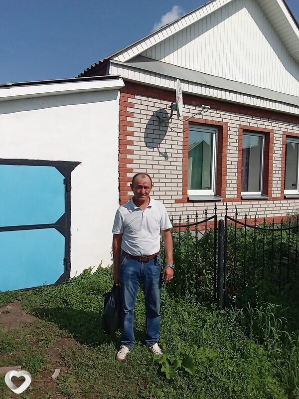 Валя