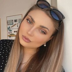 Ева