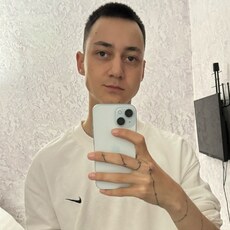 Максим