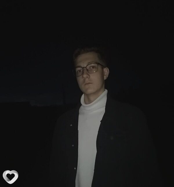 Валя