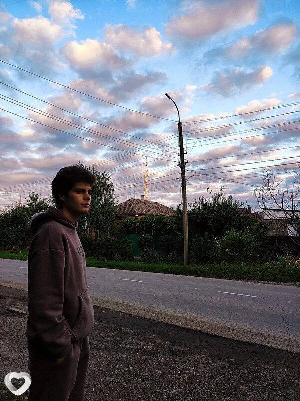 Валя