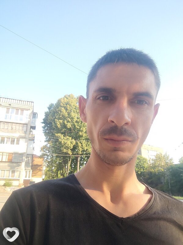 Валя