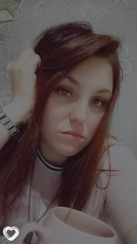 Аня