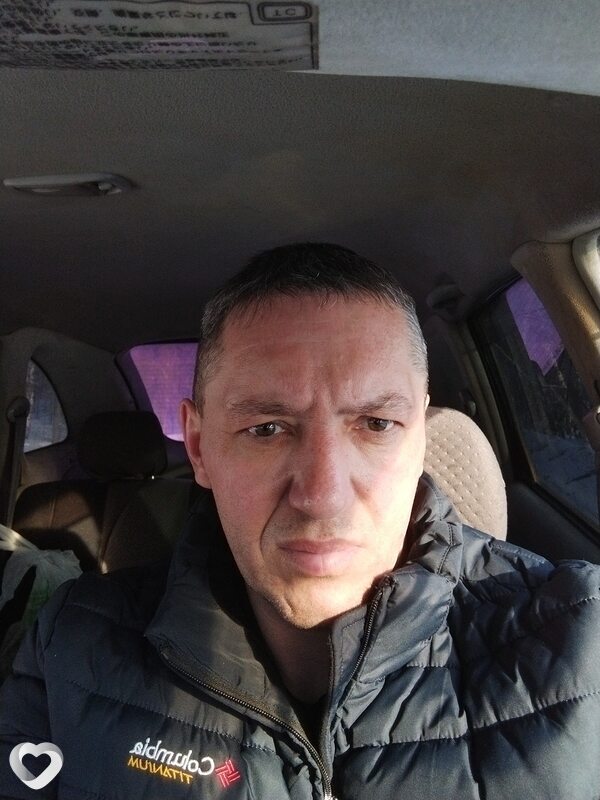 Артём