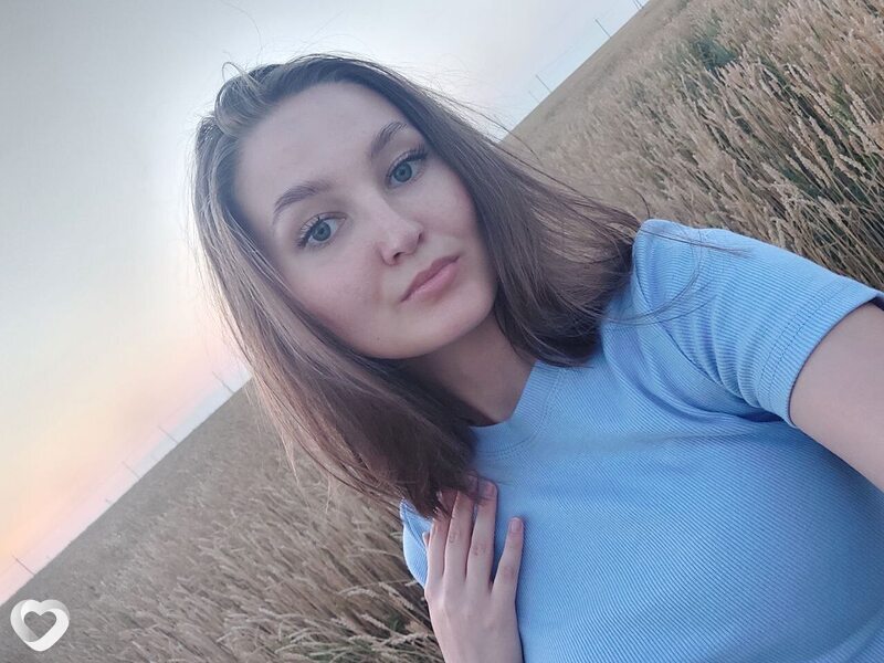 Ева