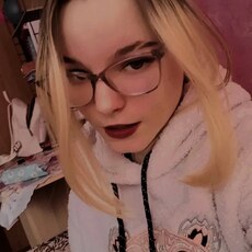 Оля