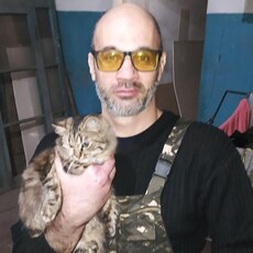Максим