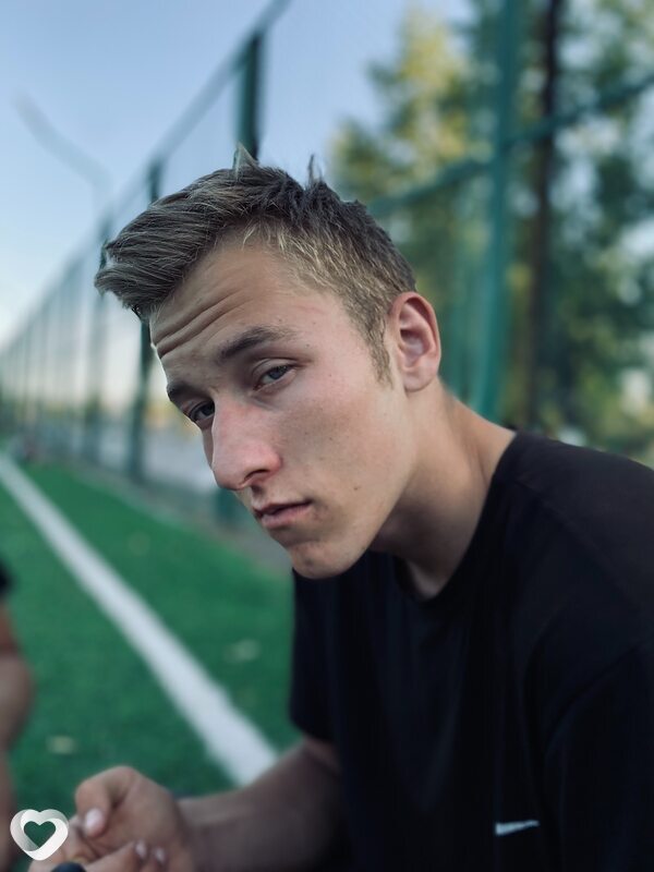 Женя