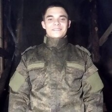 Артём