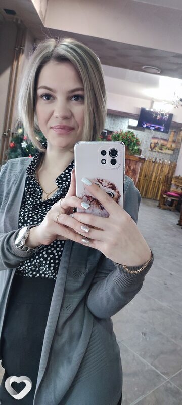 Аня