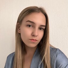 Оля