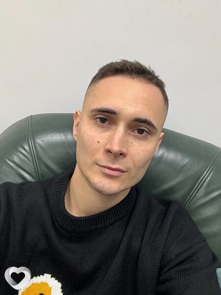 Виктор