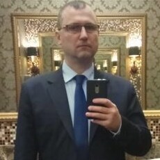 Максим