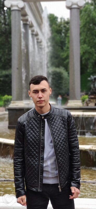 Максим