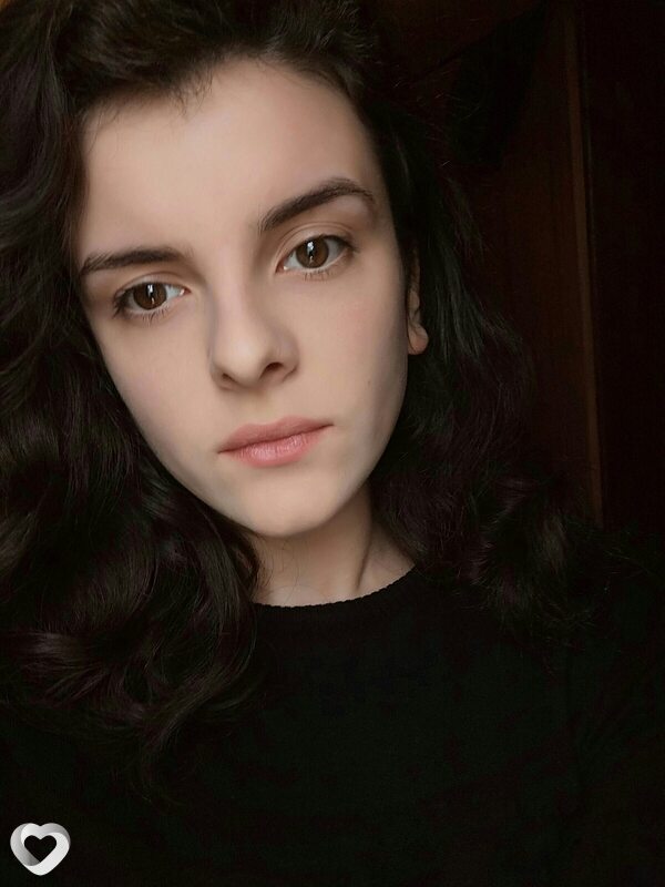 Мила