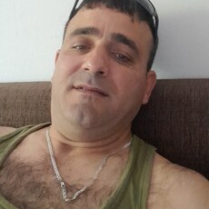 Максим