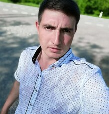 Артём