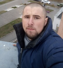 Валя
