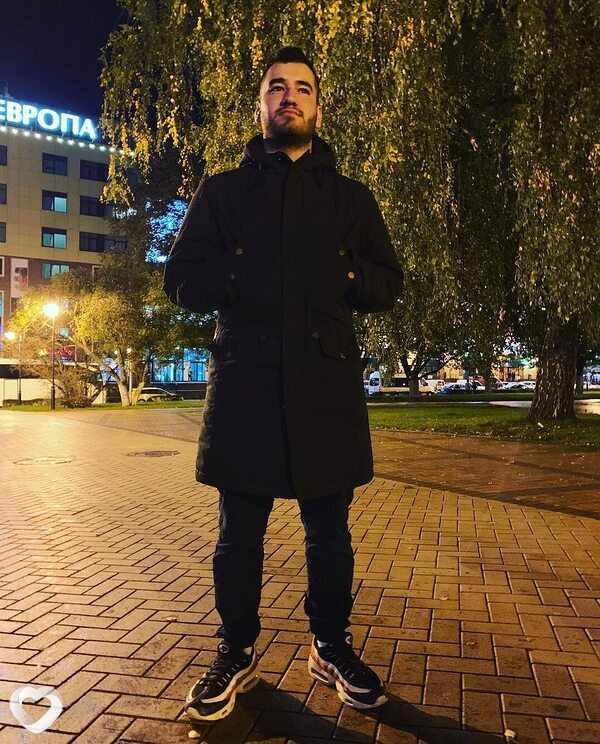 Женя