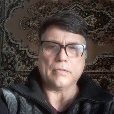 Виктор