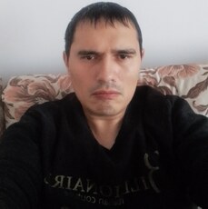 Валя