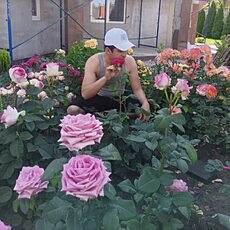 Геннадий