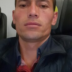 Артём