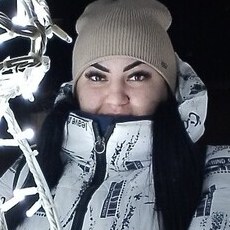 Оля