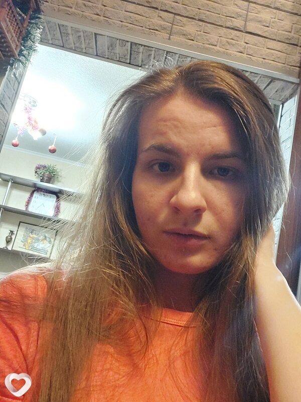 Аня