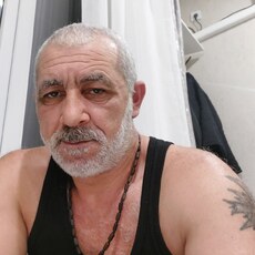 Виктор