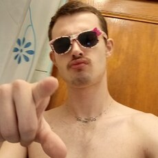 Максим