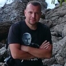 Артём