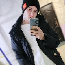 Толя