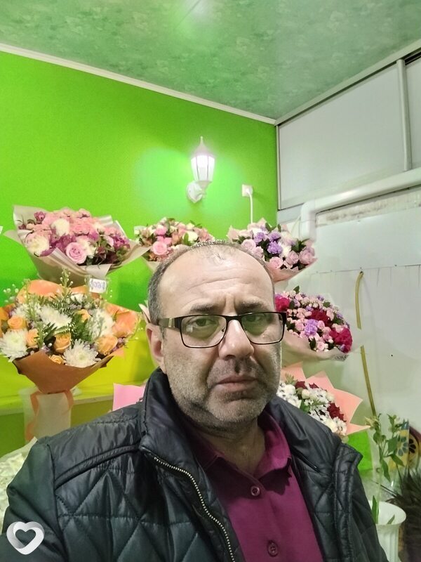Артём